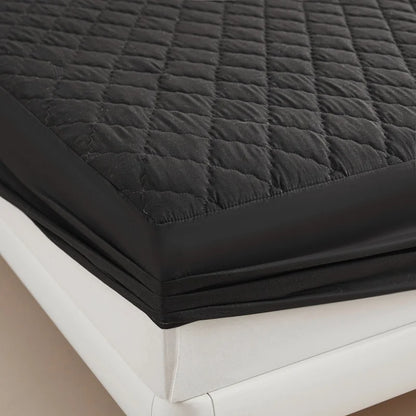 Quilted Thick Waterproof Mattress Cover Mattress Protector Queen King Fitted Sheet Bed Pad Cover Bed Topper ( No Pillow Case)