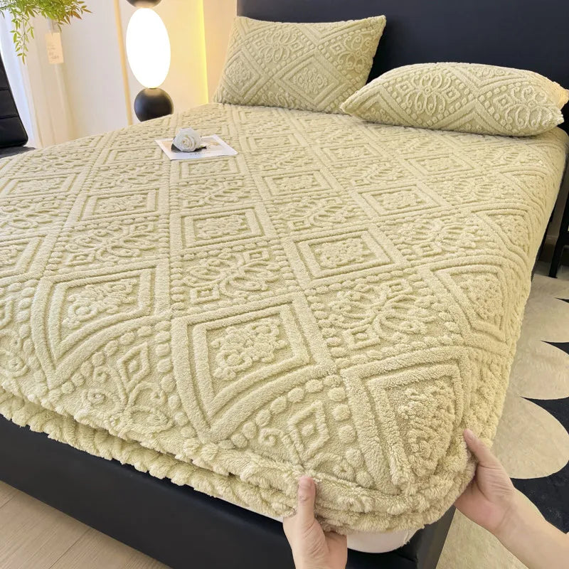 Jacquard Winter Thick Warm Coral Plush Mattress Cover High Elasticity Anti-Slip Breathable Suitable Bedroom Soft Bed Sheet